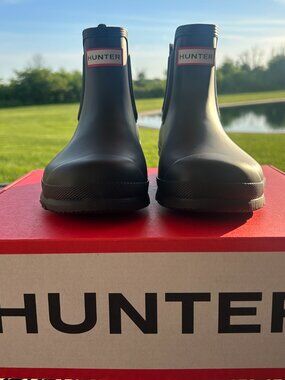Women's Hunter Chelsea Boot - Brand New in Box - 7